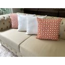 Ver mais imagens de Kit 4 Capas de Almofadas Composê Geométrico Laranja e Floral Off White Impermeáveis 45x45cm