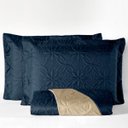 Ver imagem 2 de Colcha - Kit Cobre leito Dupla Face Floral Casal Padrão - 03 pç