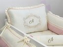 Ver imagem 4 de Kit Berço Imperial Letra a |palha com Rose | 08 Peças