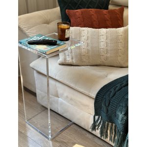 Mesa Lateral Retangular em Acrílico