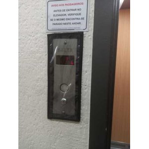 Protetor para Botoeira de Elevador Pavimento 25x10 (2 Peças)
