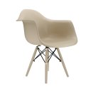 Ver imagem 1 de CADEIRA EAMES COM BRAÇO FENDI PÉS EM POLIPROPILENO FENDI