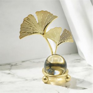 Folha Dourado com Esfera Decorativa 10cm em Metal Decoração:02
