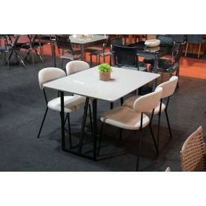 Conjunto 4 Cadeiras Jantar Moderna Design Lançamento:branca/preto