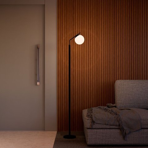 Luminária Abajur de Chão Piso de Alumínio e Bivolt com Globo Fosco 14cm e com Lâmpada Branco Quente