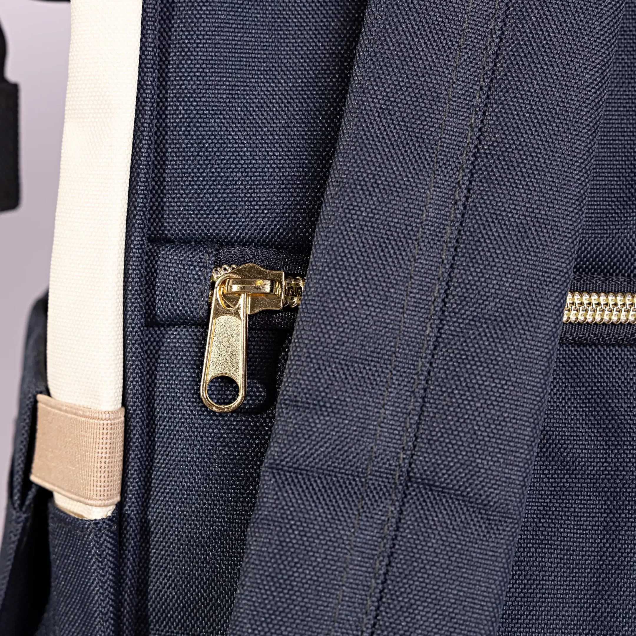 Ver imagem 4 de Bolsa Maternidade | Branca e Vermelha