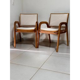 Cadeiras Estofada com Braço Madeira Maciça - Acapulco - Tradição Móveis - 1