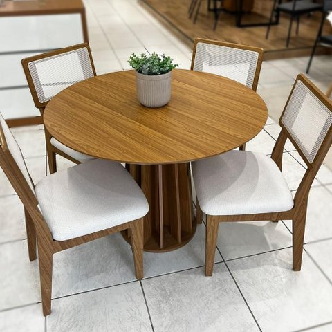 Conjunto de Jantar Mesa Redonda Mdf e 4 Cadeiras Tela Palha