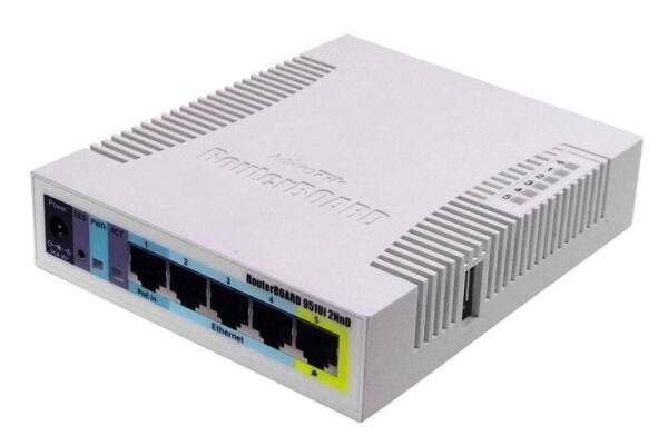 Roteador Wi-Fi Mikrotik RB951UI-2HND - 5 portas LAN - 1 porta PoE - Alta potência 1000mW