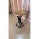 Ver imagem 5 de Mesa de Canto para Sala de Jantar de Ferro Artesanal Rustica Decorativa - Amarelo