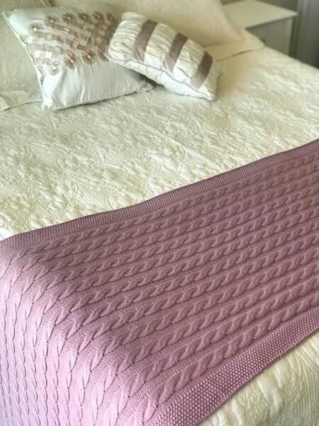 Peseira de Tricot Xale para Sala Cama de Solteiro 140cm x 60cm Cor Rose - 1