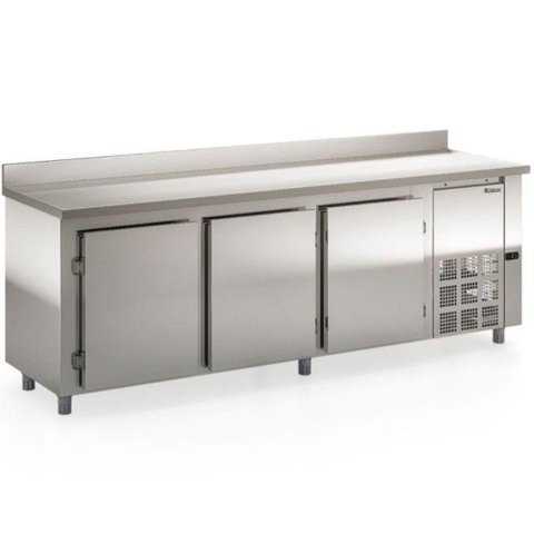 Balcão de Encosto com 3 Portas sem Pia Gbfe250 Gelopar Balcão 765 Litros Inox 220v