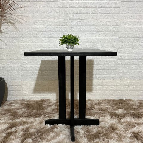 Mesa Fixa 70x70 de Madeira:preto