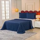 Ver imagem 3 de Kit Cobre Leito Rubine Casal Bordado Micropercal 400 Fios Colcha Liso 3 Peças Azul Marinho