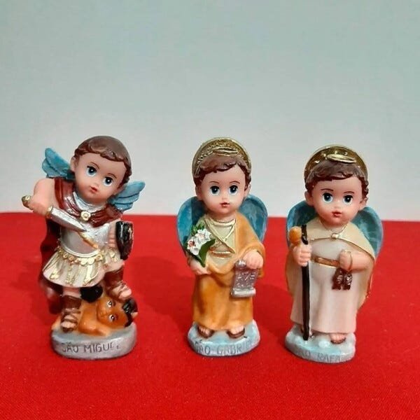 3 Imagens de Arcanjos Infantil São Miguel, São Rafael e São Gabriel de Resina - 7 cm - 1