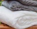 Ver imagem 3 de Manta Blanket High 300 Toque de Seda Queen 220x240cm - Kacyumara - Branco