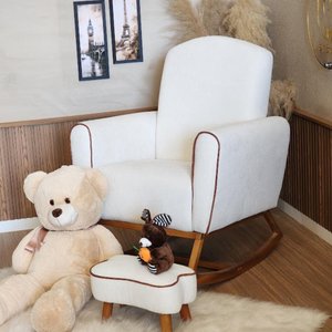 Poltrona Lilica de Amamentação Base Canoa Alta Puff Off-white - Larbelle