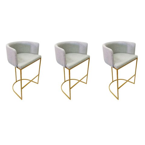 Banqueta Alta Decorativa Luxo Zoe Tecido Bouclé Base de Metal Dourado Fosco Kit 3 Unidades Poltronas