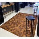 Ver imagem 6 de Tapete de Couro Castanho 1,50x2,00 com Borda Peça 10x10cm Cor: Marrom-escuro Desenho do Tecido: Quad