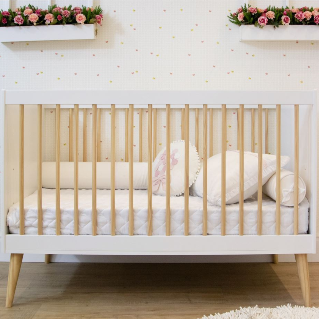 Quarto de Bebê Berço Americano e Cômoda Infantil Branco com Carvalho Retrô - Quater - 6