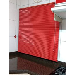 Persiana Horizontal - 1,50m larg x 1,50m alt - Alumínio 25mm - Cor: Vermelho - Comando Direito - 2