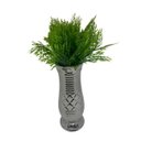 Ver imagem 3 de Vaso alto luxo com trabalhado prata e planta artificial