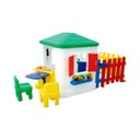 Ver imagem 1 de Casinha de Brinquedo Infantil Freso Montável 245 x 125 x 127Cm com Cerquinha