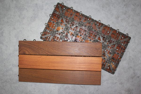 Deck Modular 3 Ripas 30x60 Kit 15 Peças (2,5m²) - 2