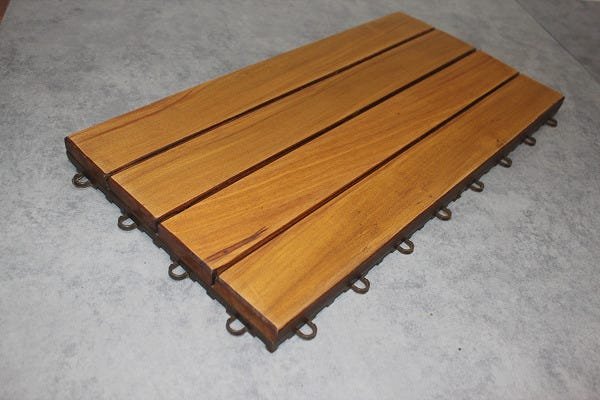 Deck de Madeira Modular com Base Plástica 4 Ripas 30x60 Kit 8 Peças (1,33m²) - 4