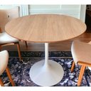 Ver imagem 3 de Mesa de Jantar Saarinen 70 Cm Tampo Jade Base Branca Branco