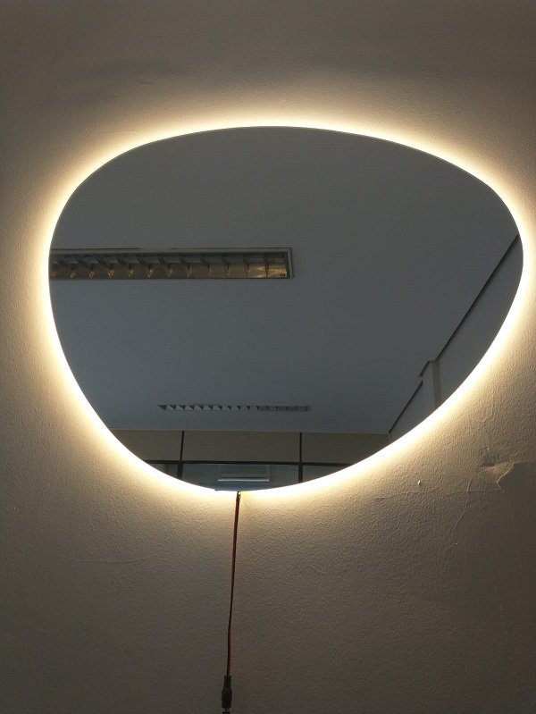 Espelho Orgânico Decorativo Iluminado com LED Quente 64x54cm - 2