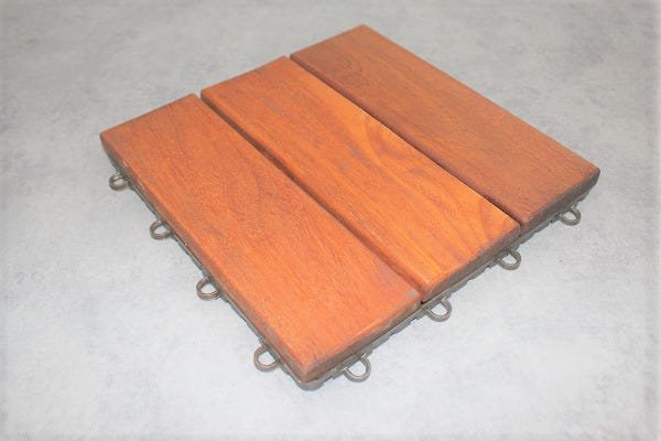 Deck de Madeira Modulado 3 Ripas 30x30 Kit 18 Peças (1,5m²) - 4