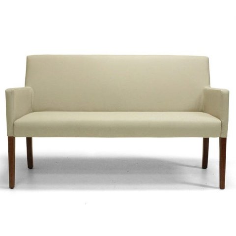 Namoradeira Decorativa Joy Base de Madeira 2 Lugares 1,40M Corino Creme - Casaepoltrona