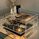 Ver imagem 4 de ORGANIZADOR ACRÍLICO DE MESA OU CABECEIRA RELÓGIOS COM GAVETA Centauri Acrílicos ORG-M-CV