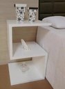 Ver imagem 1 de Mesa De Cabeceira Em S Branco Em Mdf Tx 60x25x25