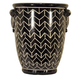 Cachepot (vaso) de cerâmica com fundo preto e pintura estilo "Chevron" em cor branca - 1