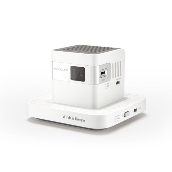 Mini Projetor Innocube Portátil com Base Dongle Wireless - 2