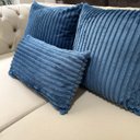 Ver imagem 3 de Almofada Retangular Flanel Pelúcia Azul Prussiano 50x28cm