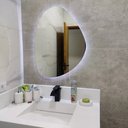 Ver imagem 1 de Espelho Orgânico Lapidado com Led 85x55cm com Led Frio e Bateria