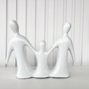 Ver imagem 3 de Enfeite Escultura Família de Cerâmica Decor na Cor Branca