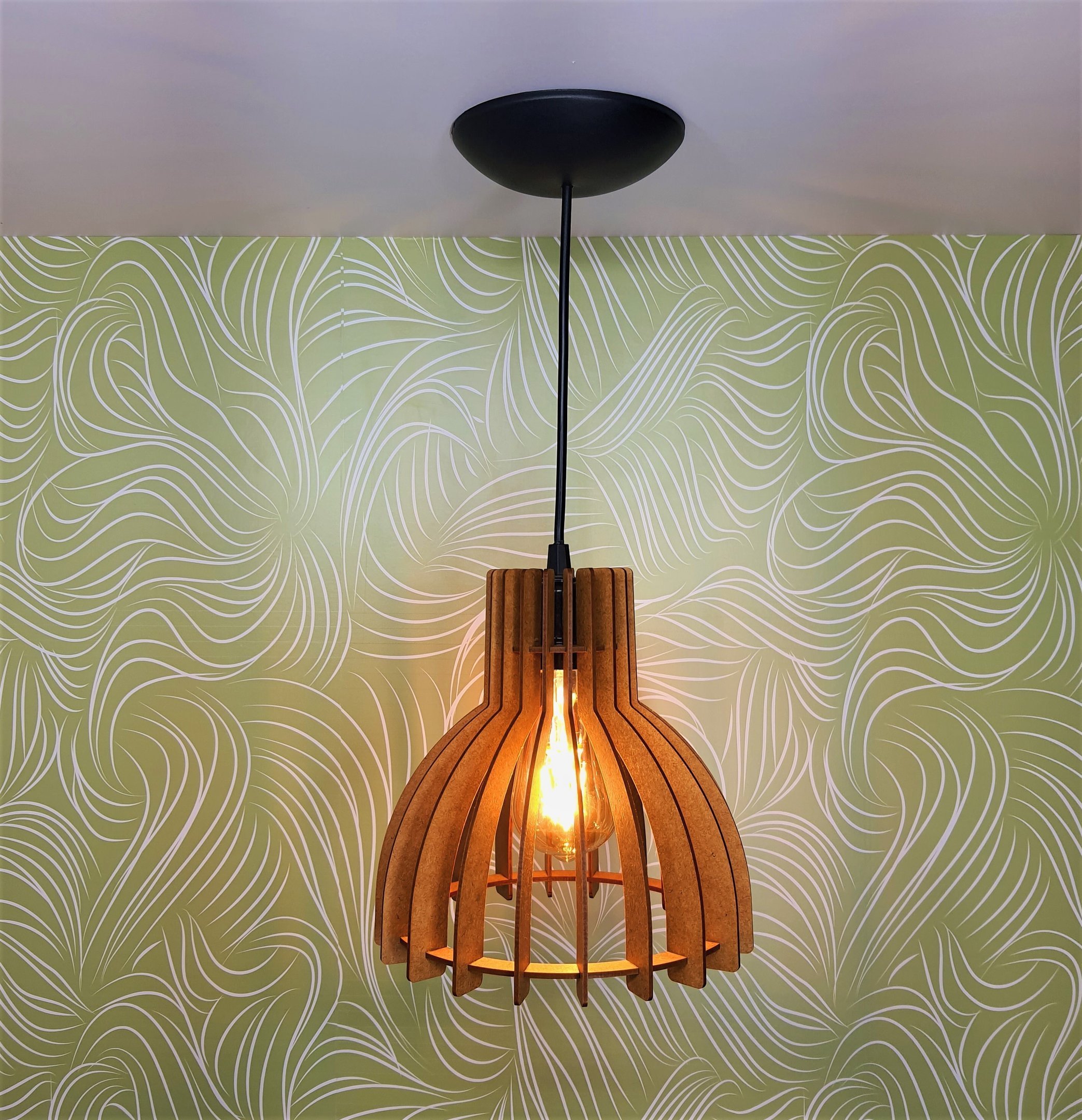 Lustre pendente em MDF 22X22 encerado E-27 - 2