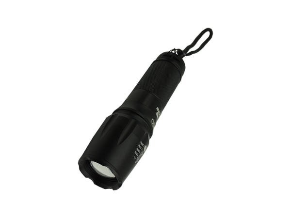 LANTERNA LED TATICA MILITAR X900 RECARREGAVEL - 2