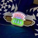 Ver imagem 7 de Luminária Central Perk Série Friends Abajur Parede 46cm