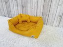 Ver imagem 1 de Cama Cabana Pet Amarelo Mostarda Tenda P Toca Cachorro Gato Almofada Lavavel Totalmente Desmontavel