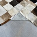 Ver imagem 3 de Tapete de Couro Marrom Misto 0,80x2,00 com Borda Pç 10x10cm