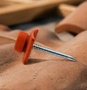 Ver imagem 2 de Kit Vedação Fixação Parafuso Capa Telhas Colonial PVC 10 un Marrom