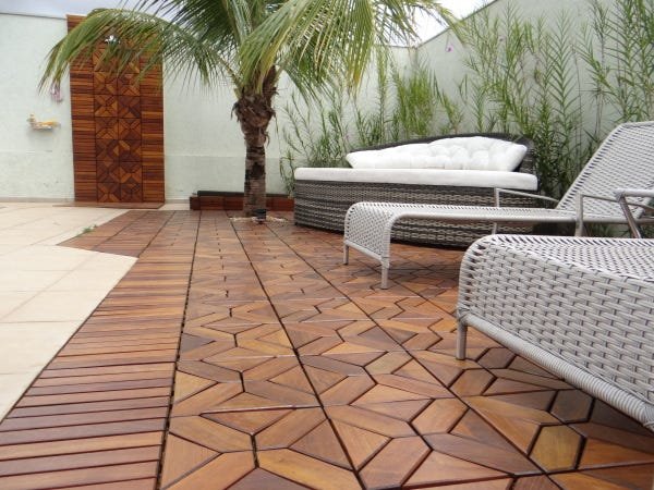Deck Modulado 6 Ripas 60x60 Kit 10 Peças (3,33m²) - 6