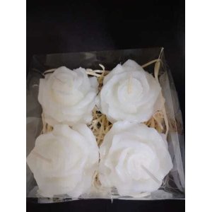Kit 4 Velas Em Formato De Rosa Na Cor Marfim Claro - Leve Aroma de Rosa
