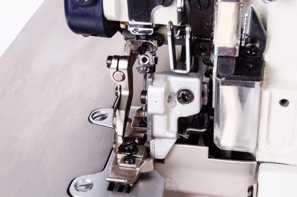 Máquina de Costura Industrial Overlock Direct Drive SS93-D-SP-BR Sun Special - 4