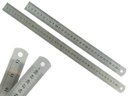Ver imagem 1 de Kit Com 2 Réguas Metal Leve De Aço Inoxidável Tamanho 30 e 40 cm Marcação Baixo Relevo Escolar Escri